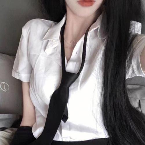 我配不上她 海报